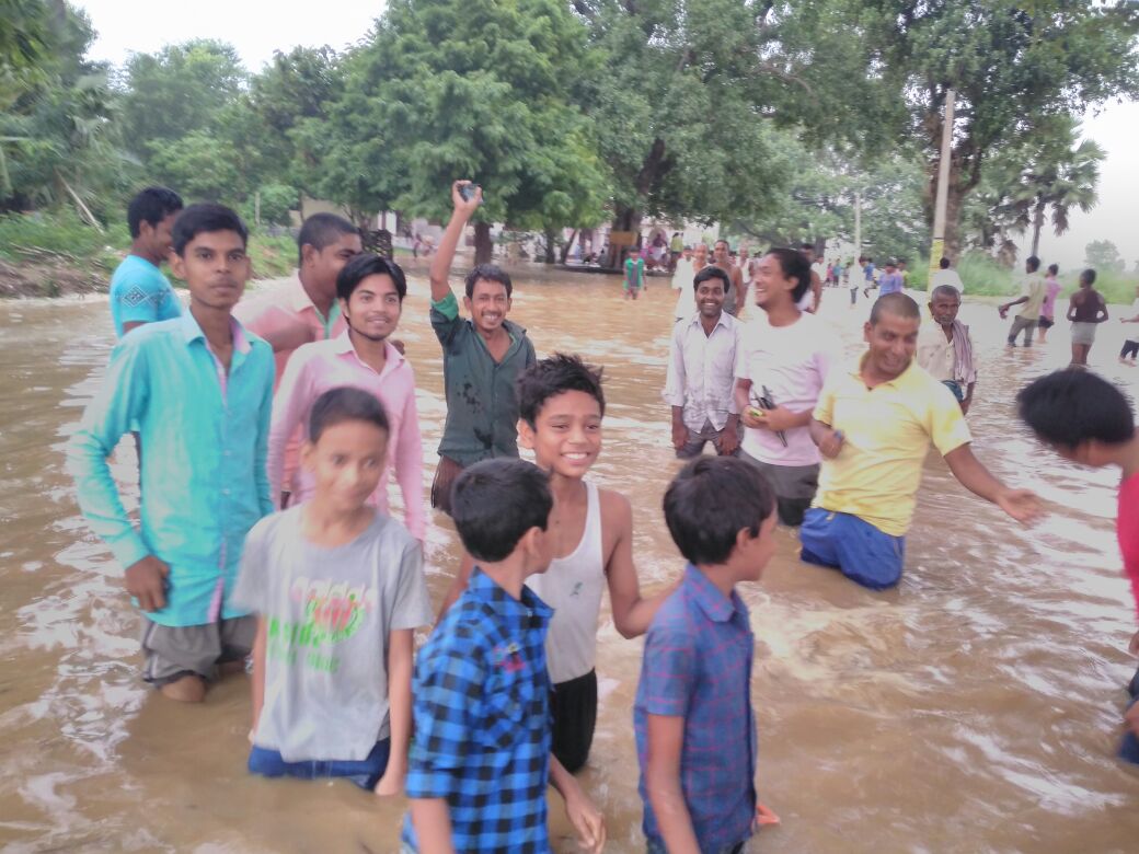 बाढ़ का कहर बरक़रार-हाई अलर्ट जारी