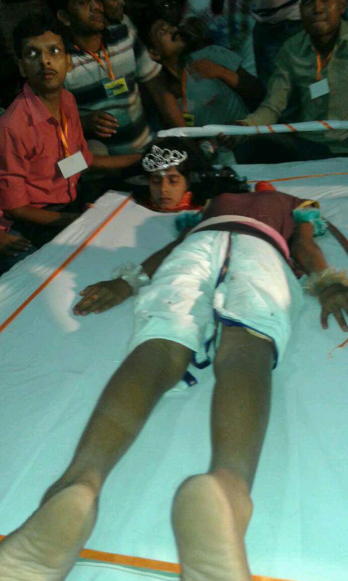 Daudnagar: जिव्तिया नक़ल प्रतियोगिता मंच और प्रसिद्ध नक़ल