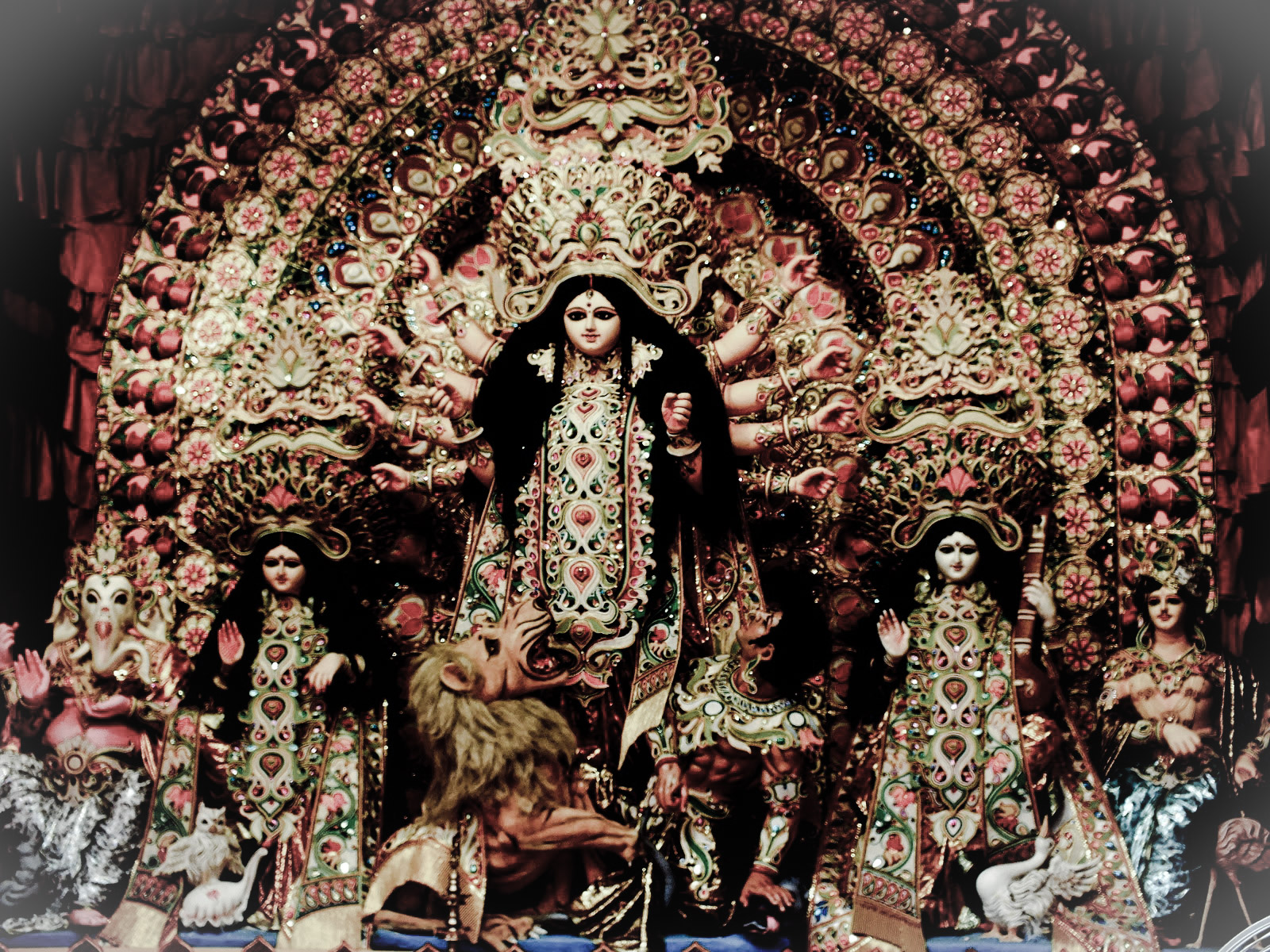 दाउदनगर में दशहरा के मौके पर पूजा समितियों की लिस्ट