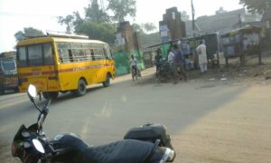 दाउदनगर में फाटक के पास दुर्घटना होने का डर