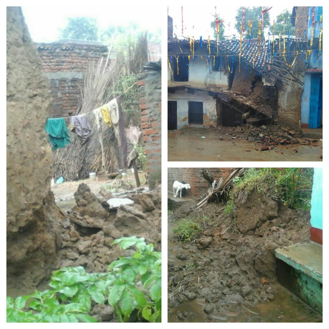 मूसलाधार बारिश के कारण गिरे कई मकान
