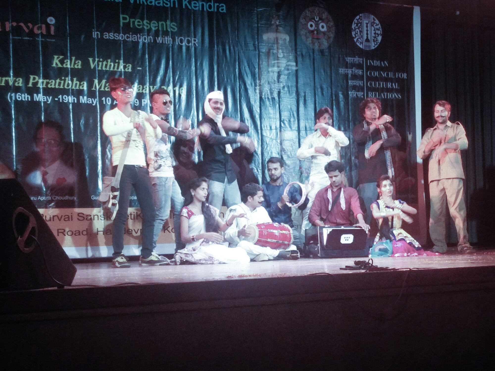 योग्य कलाकारों की उपेक्षा- चयन प्रक्रिया को दुबारा कराने की मांग