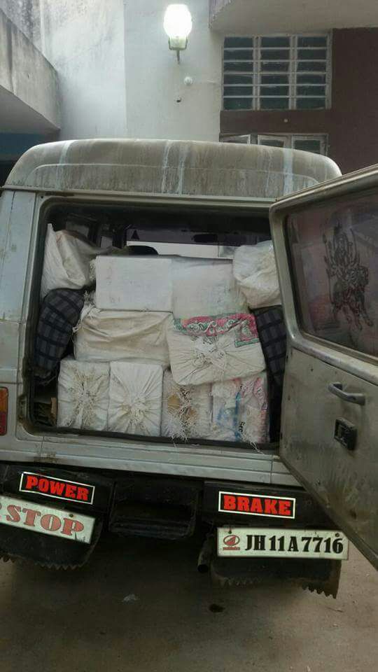 शराब से लदी गाड़ी मिली