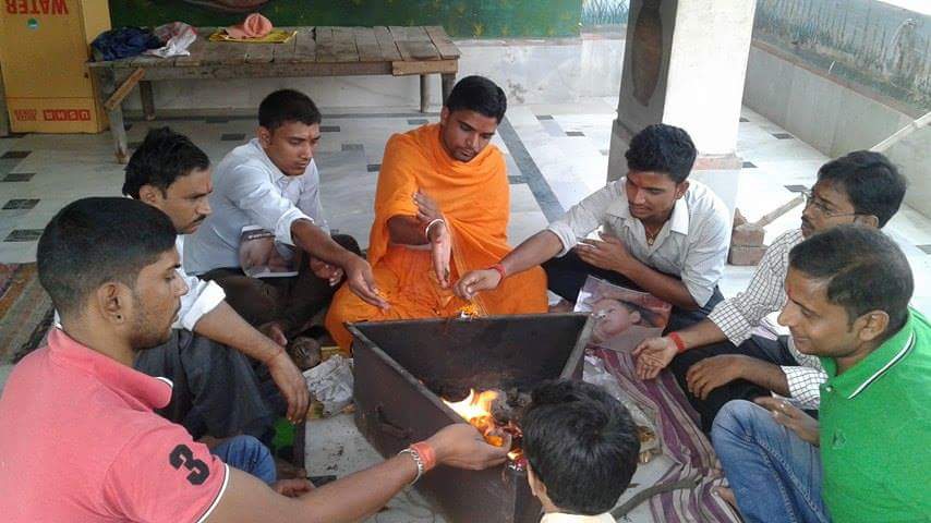 हनुमान मंदिर में महामृत्युंजय मंत्र का आयोजन किया गया