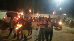 ब्लॉक परिसर में निकाला गया मशाल जुलूस