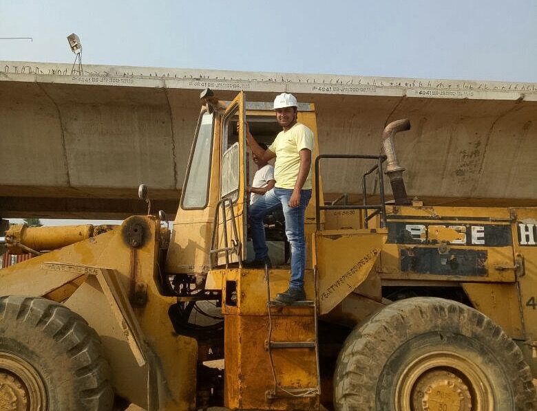 ब्रिज का काम पूरा होने के कगार पर लेकिन भूमि अधिग्रहण का मामला अब तक फँसा हुआ