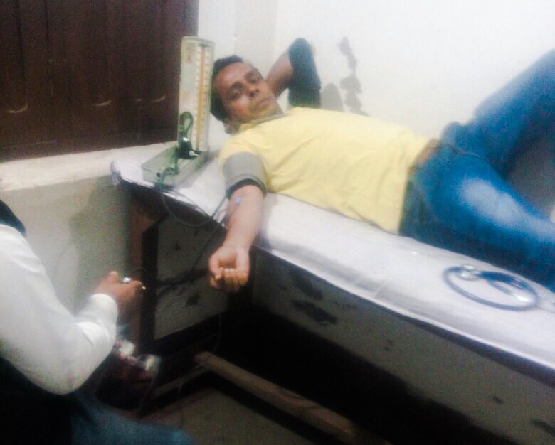 पोर्टल सदस्य संतोष अमन द्वारा की गई रक्तदान