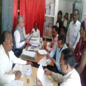 अंतिम दिन आवेदन जमा करने के लिए लगी रही भीड़