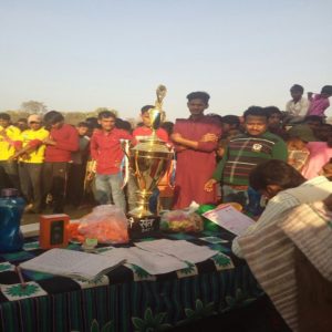 तरारी क्रिकेट टूर्नामेंट का विजेता बना हैबसपुर