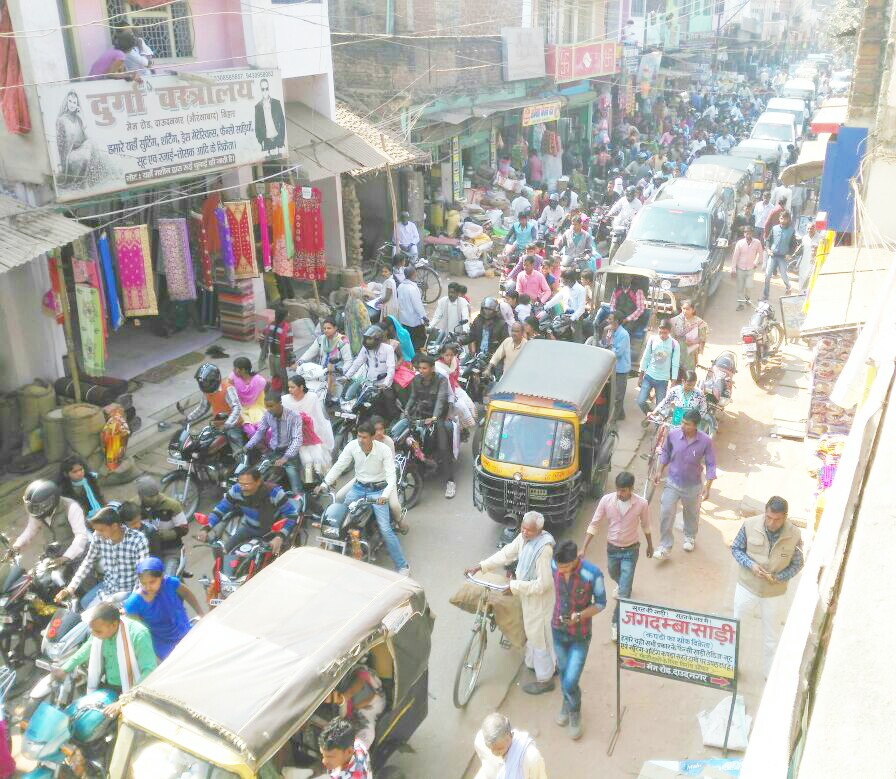 जाम की समस्या से बढ़ी परेशानी, नियंत्रण के लिए प्रशाषनिक व्यवस्था ज़रूरी