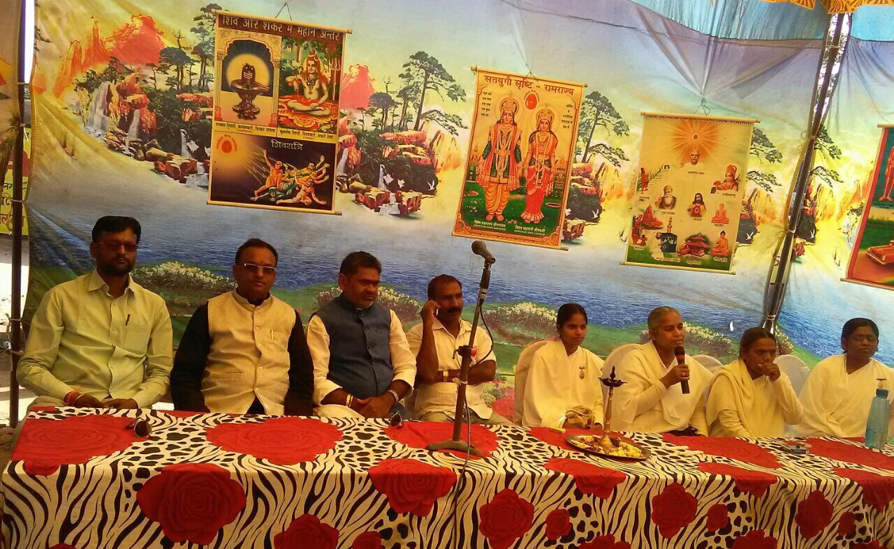 विद्या से बढ़कर कोई धन नहीं- अश्विनी तिवारी