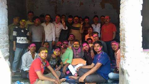  आपस में गीले-शिकवे भूलकर एक-दूसरे को रंग -गुलाल लगानी चाहिये =अश्विनी तिवारी