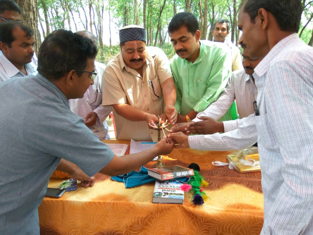 आदर्श विद्यालय का प्राप्त हो दर्जा 