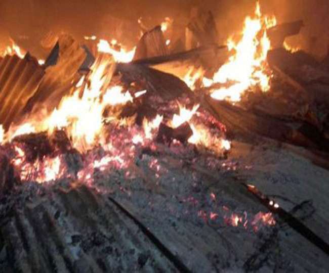 अगलगी में चार घर जलकर हुए राख 