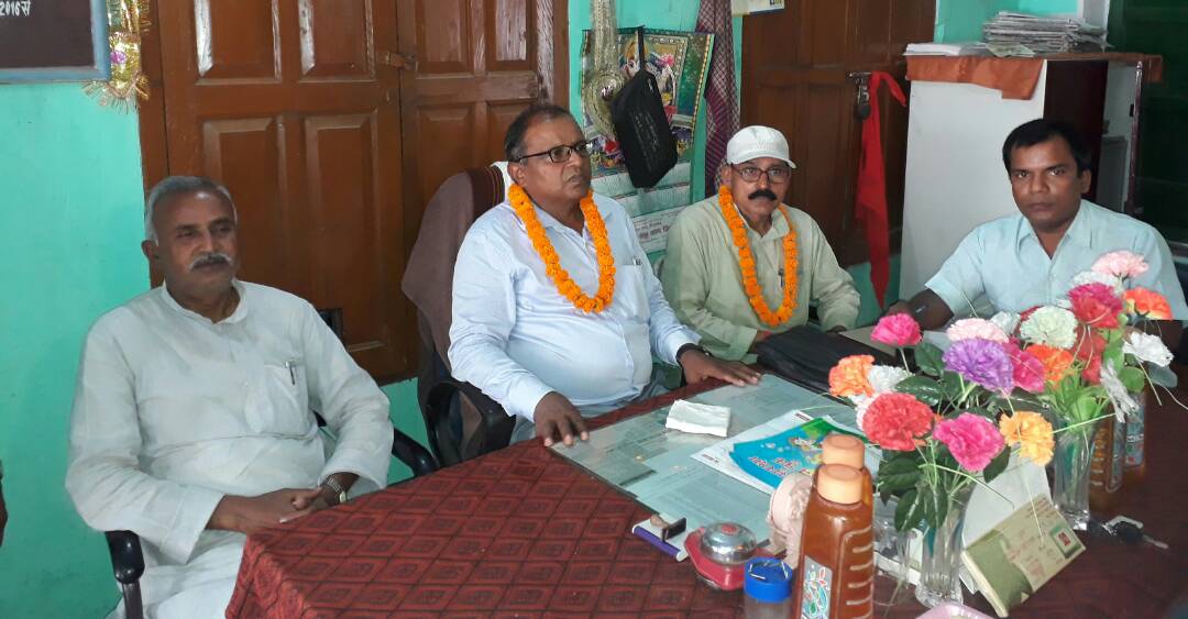 कृष्ण हुए सेवानिर्वित, दीनानाथ को सौंपा प्रभार