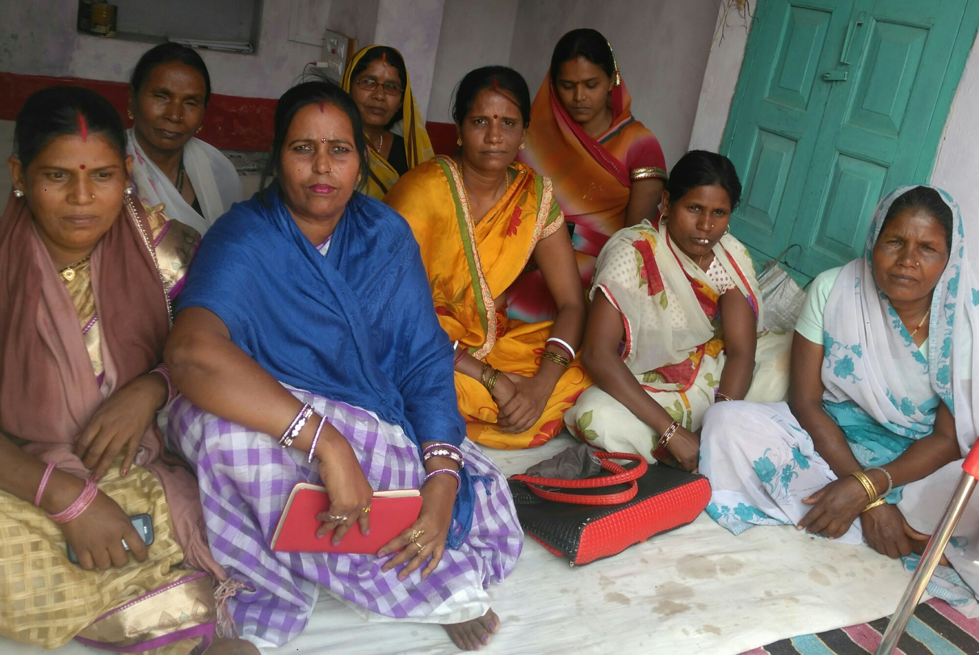 सरकार की योजनाओं को गांवों तक पहुंचाये