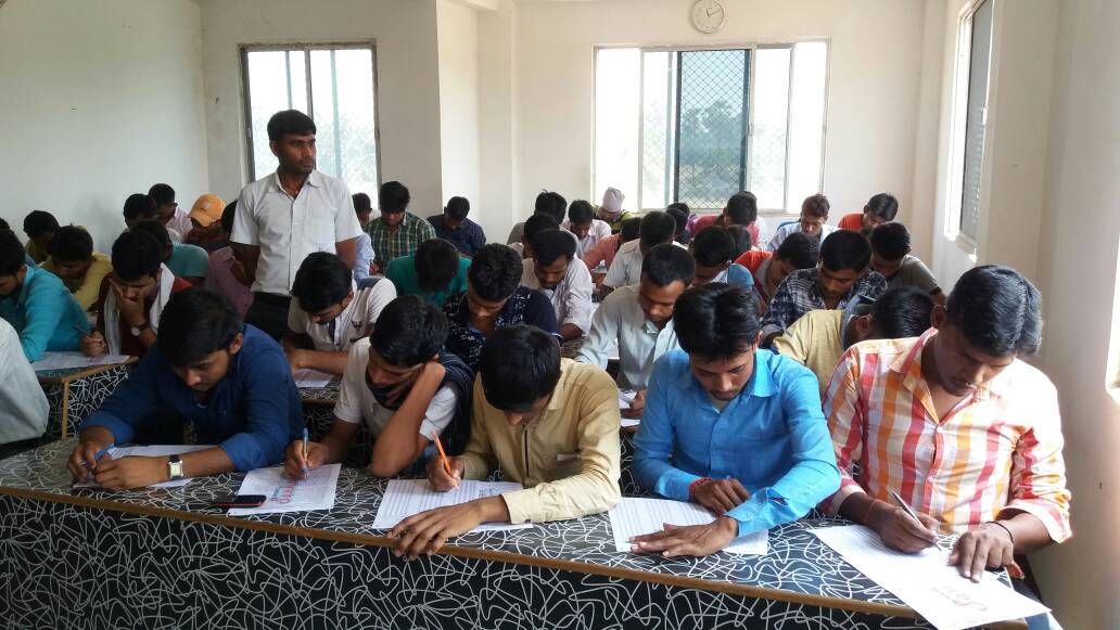   प्रतियोगिता से अपने लक्ष्य की प्राप्ति में मदद मिलेगी।