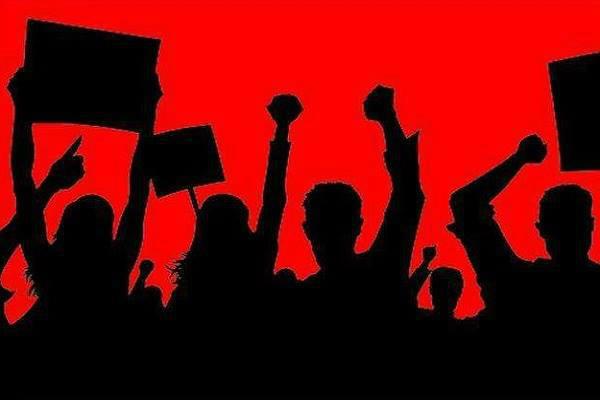 आंदोलनात्मक रवैया अपनाने पर हुई चर्चा 