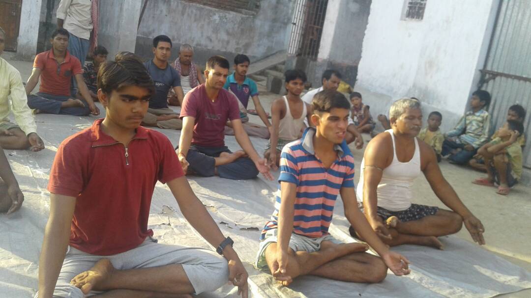  निःशुल्क योग विज्ञान शिविर  का आयोजन 