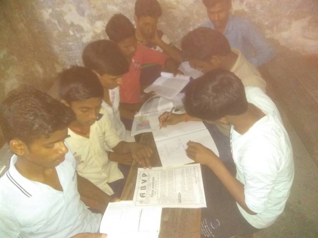 जल रही है शिक्षा की लौ