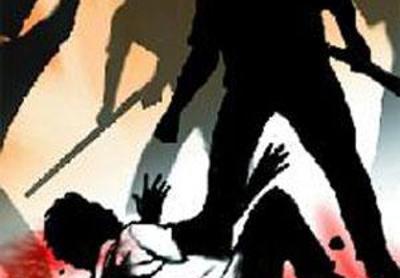 परीक्षा देकर लौटते परीक्षार्थी के साथ मारपीट