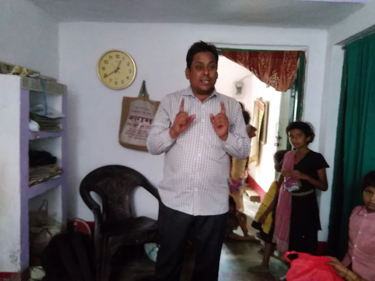 खुले में शौच यानी बीमारियों का निमंत्रण