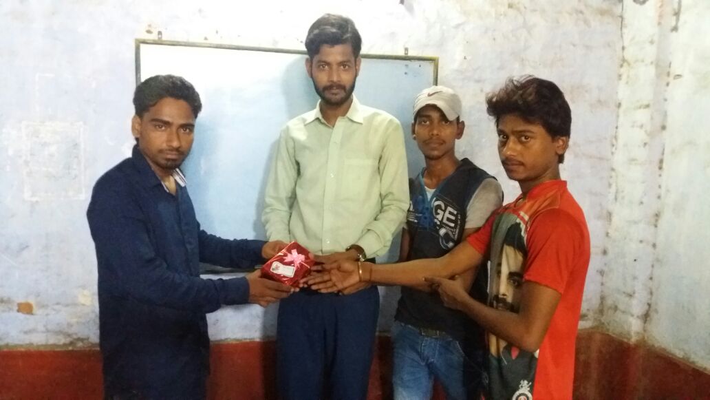 अभाविप को 243 पेड़ लगाने के उपलक्ष्य मे सम्मानित किया गया