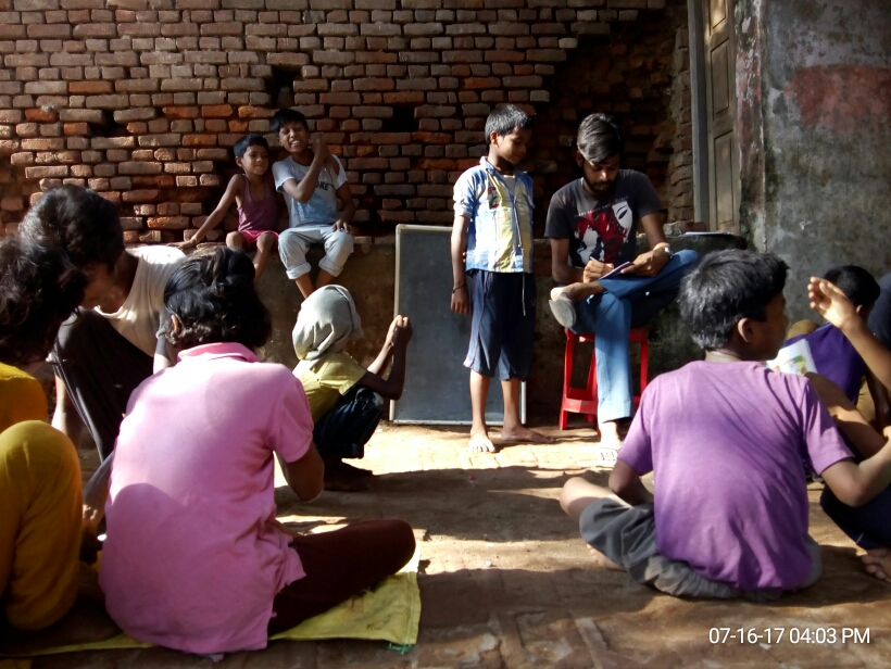 ​दलितों के बीच शिक्षा का लौ जला रही है