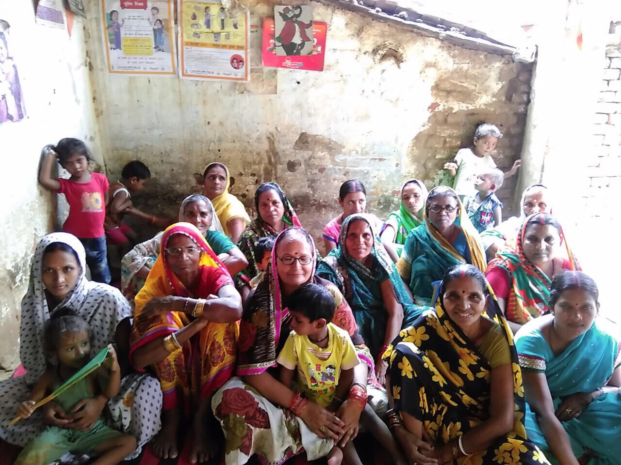 तेज़ बुखार की अनदेखी ना करें, रोगी को अस्पताल ले जाएँ