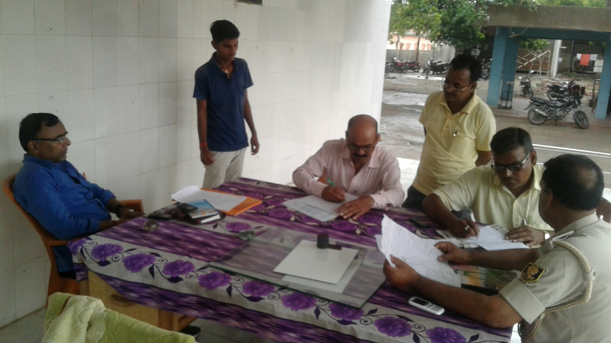  भूमि विवाद निष्पादन के लिये हुई विशेष बैठक 