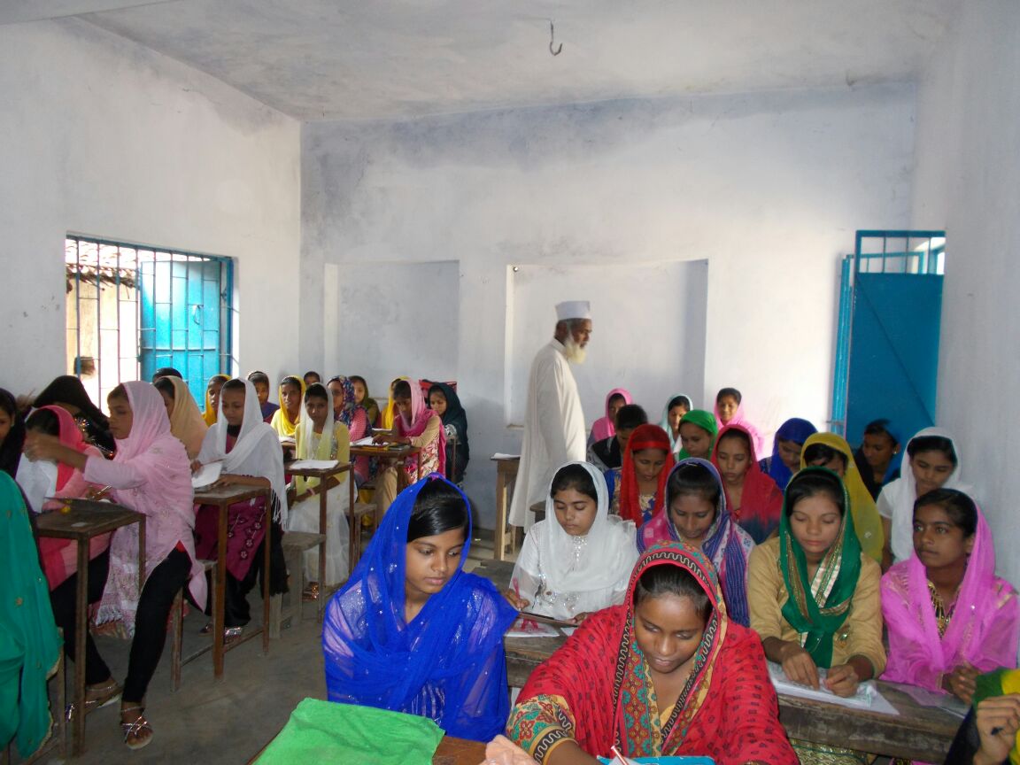 वस्तानिया की परीक्षा शांतिपूर्ण ढंग से संपन्न 