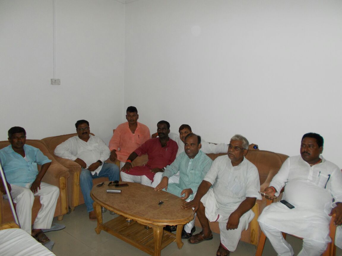  चुनाव हारने के बाद भी नही छोड़ा क्षेत्र -प्रमोद चन्द्रवंशी