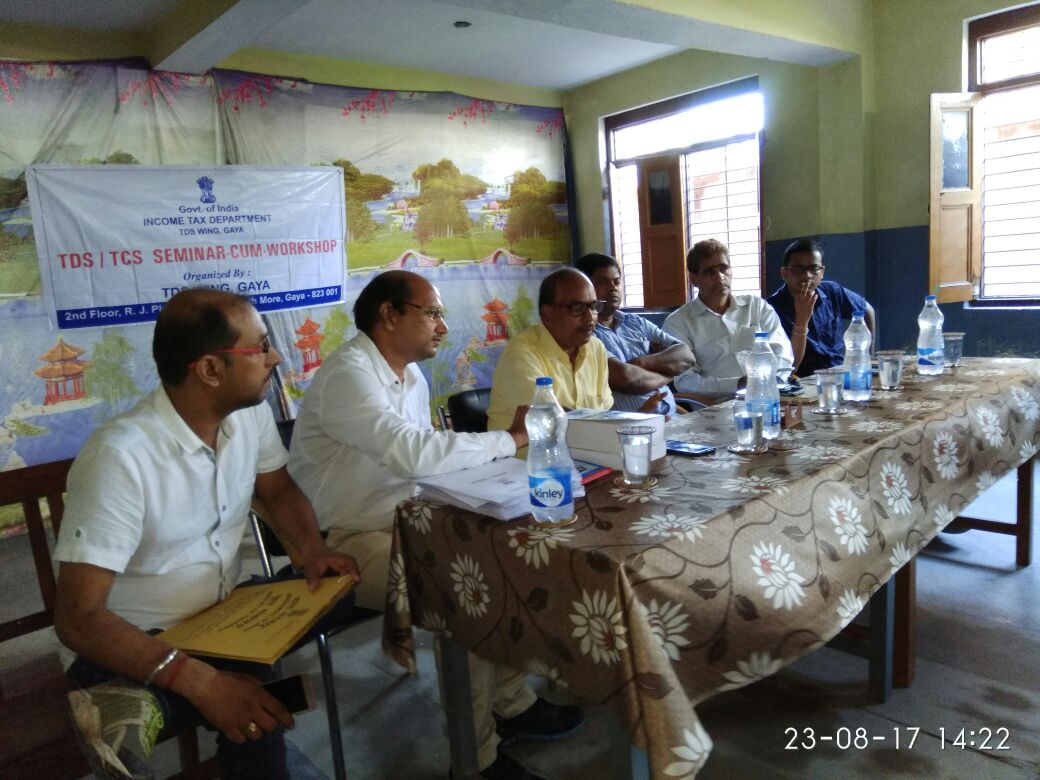 नियमों  का पालन नही करने पर ब्याज के अलावा देना पड सकता है दण्ड शुल्क भी 