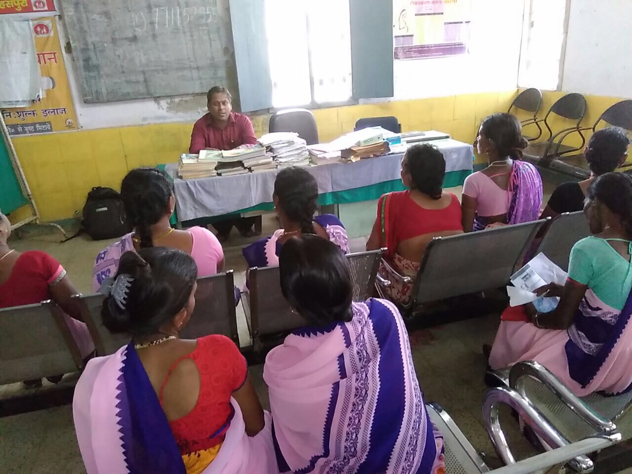 आशा कार्यकर्ताओं के साथ बैठक में स्वास्थ्य के प्रति जागरूकता पर हुआ विचार