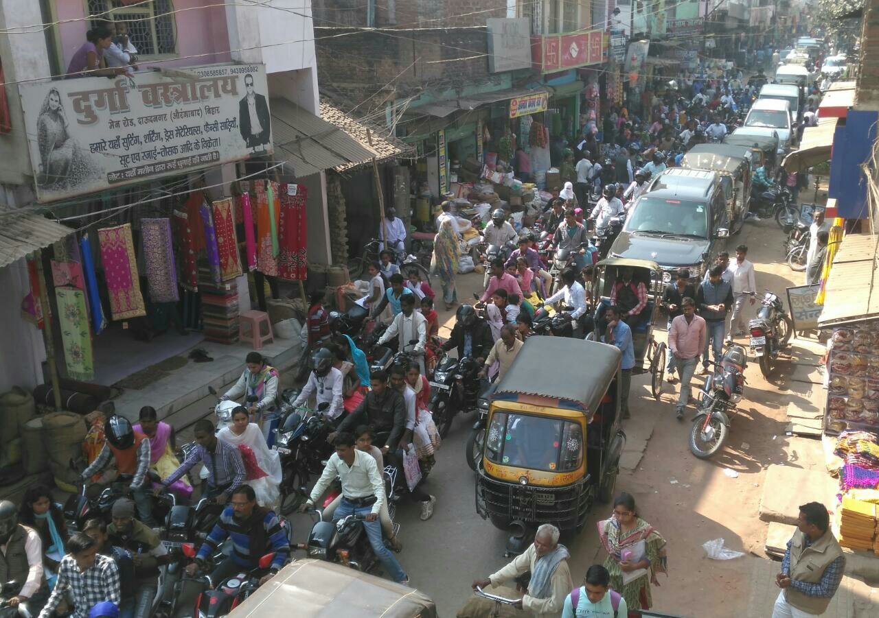 गहराता जा रहा है जाम की समस्या