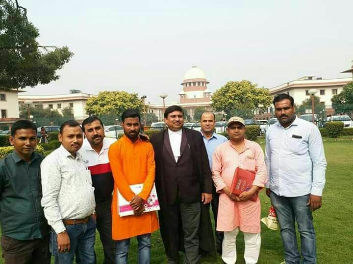सरकार से पहले सुप्रीम कोर्ट पहुंचे शिक्षक