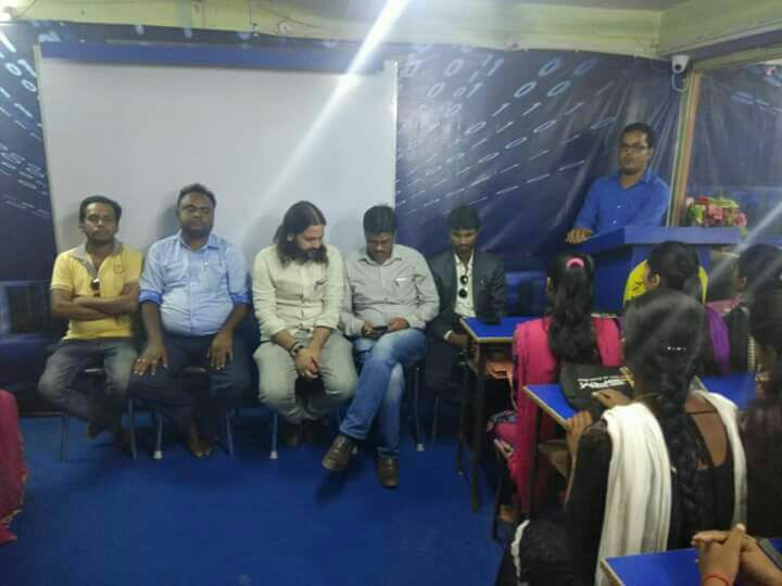 राष्ट्रीय प्रेस दिवस के अवसर पर किया गया संगोष्ठी का आयोजन