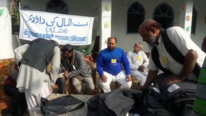 मुस्लिमाबाद व तरार में हुआ कंबल वितरण समारोह