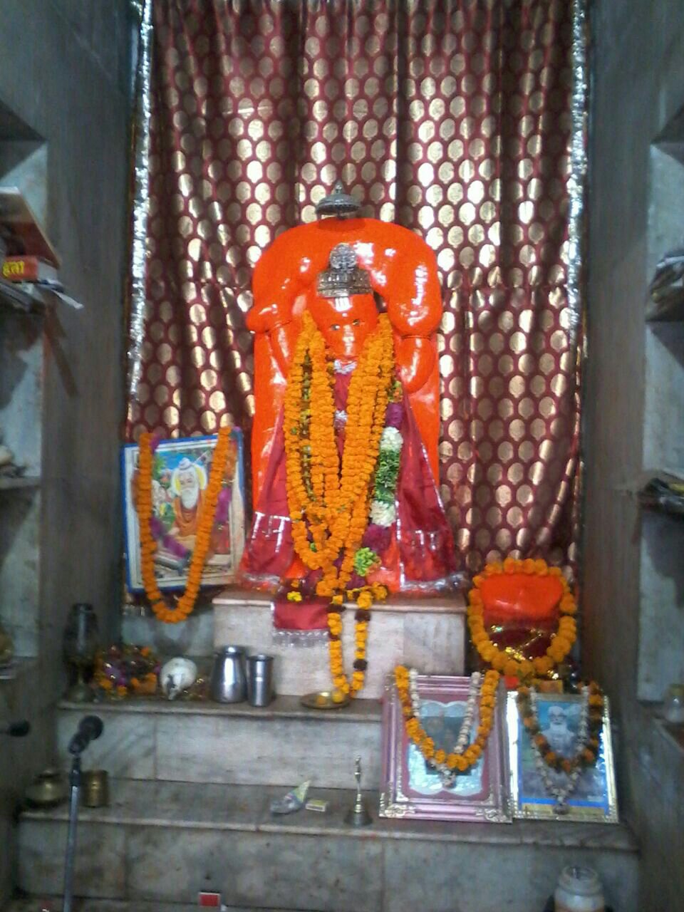 नव वर्ष के उपलक्ष्य में हनुमान मंदिर का खुला रहेगा दिन भर पट