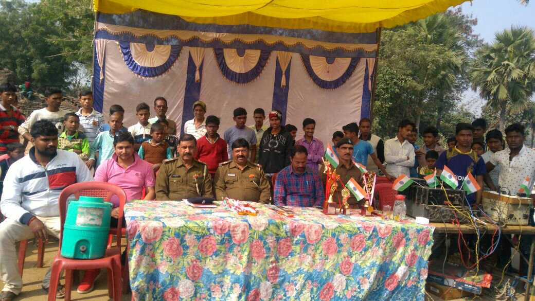 जे.आर.सी.क्रिकेट टूर्नामेंट के फाइनल मौक़ाबले में बड़ी मस्जिद क्रिकेट टीम ने 60 रनों से की जीत दर्ज