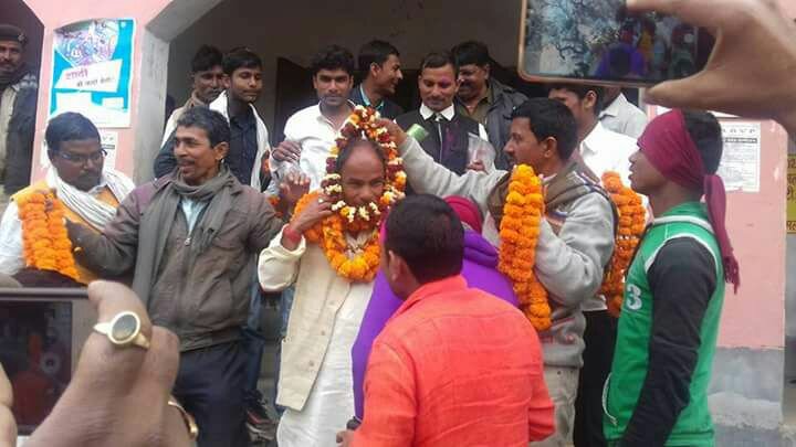 पैक्स चुनाव में नामांकन के लिए उमड़ी भीड़