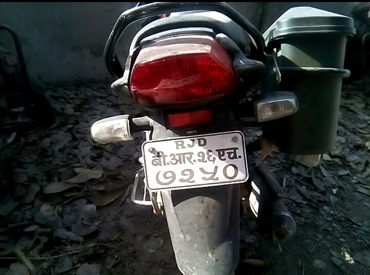 वाहन जांच के दौरान 30 लीटर स्प्रिट के साथ एक पैशन प्रो बाइक जप्त