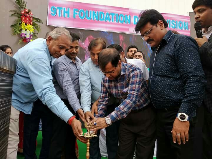 अपने विषय के विद्वान होने के साथ-साथ मजबूत इरादे के व्यक्ति हैं के सी सिन्हा।