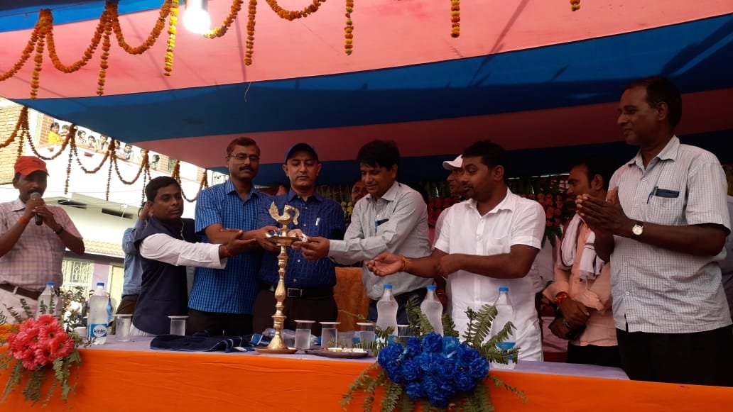 खुले में शौच से यह गांव हुआ मुक्त।