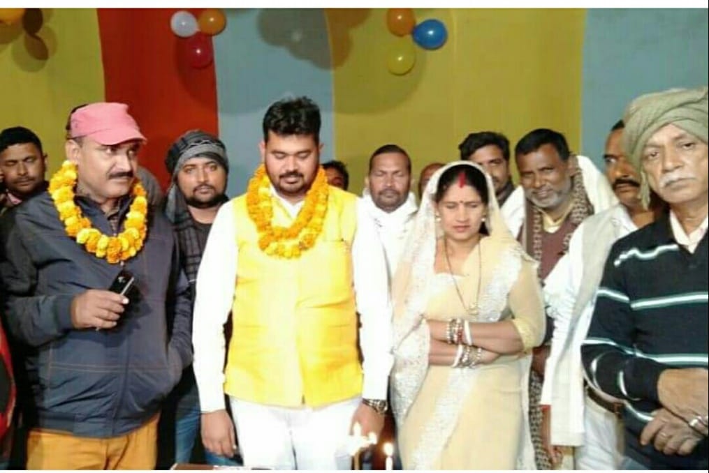 छठ पूजा के मौके पर शानदार दोगोला का हुआ आयोजन