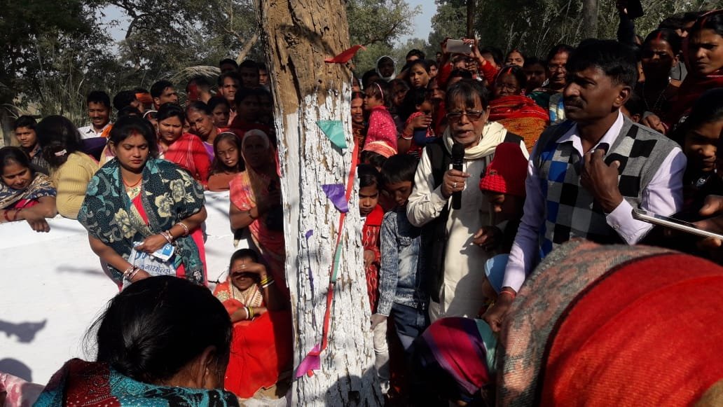 क्रिसमस के अवसर पर लगा मेला