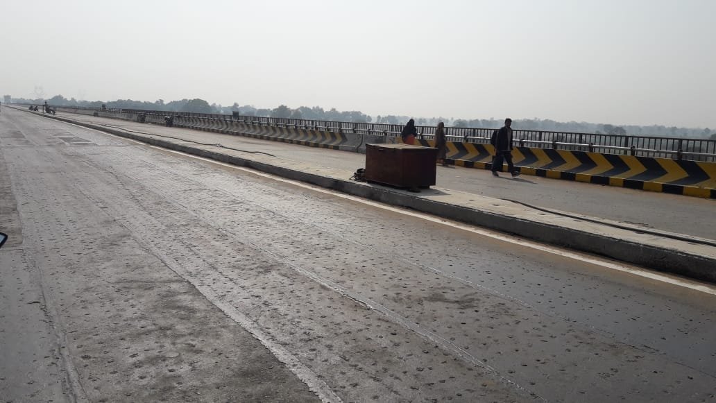 अपील का दिखा असर, इक्का-दुक्का ही चले दो पहिया वाहन ,पैदल हुआ आवागमन