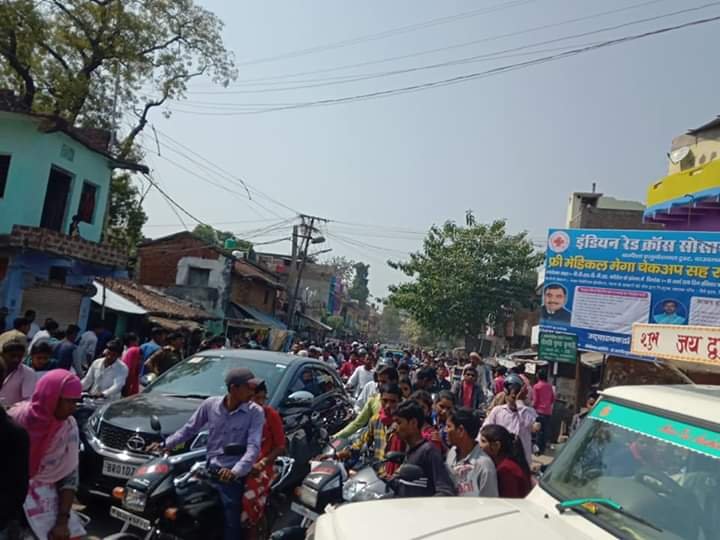 मैट्रिक परीक्षा के दौरान कई स्थानों पर दिखा जाम