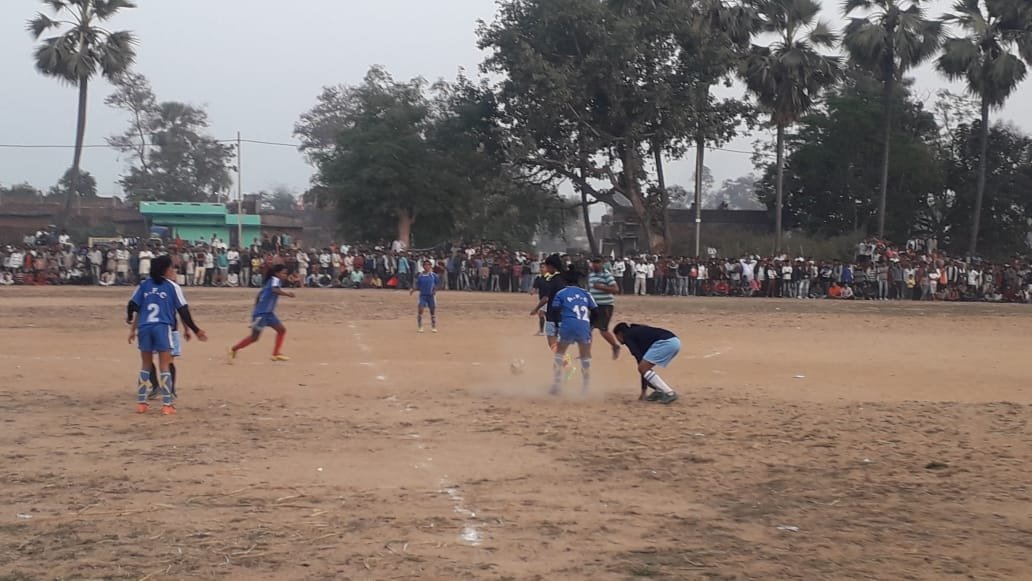 महिला सशक्तिकरण का बेहतरीन उदाहरण है महिला फुटबॉल मैच