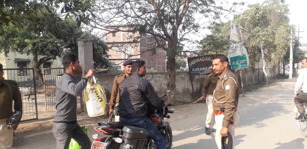 चलाया गया सघन वाहन जांच अभियान हेलमेट पहनना है जरूरी